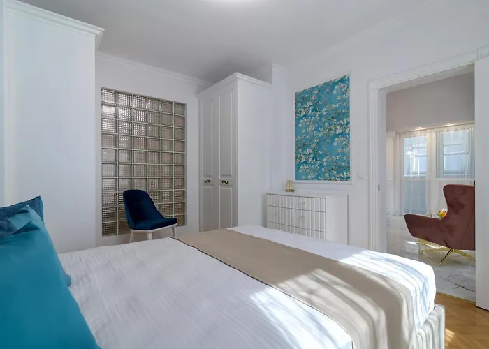 Apartamento лукс на море Luxury In Downtown With Garage