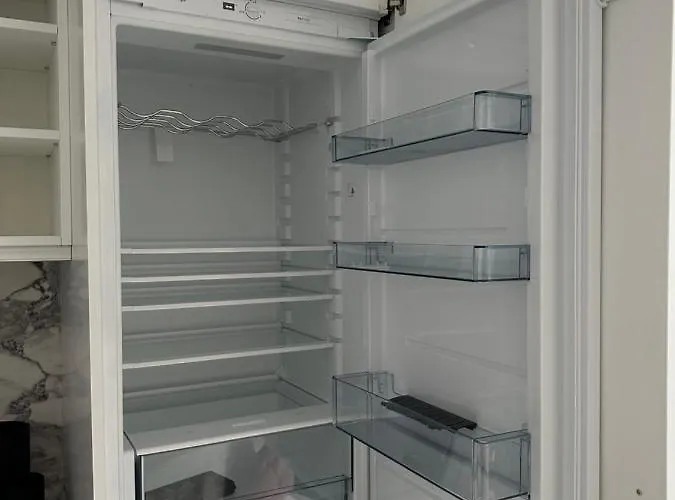 лукс на море Luxury In Downtown With Garage Апартаменты *