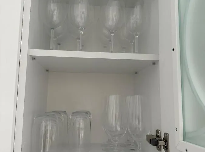 лукс на море Luxury In Downtown With Garage