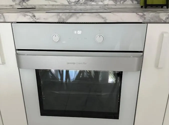 лукс на море Luxury In Downtown With Garage *