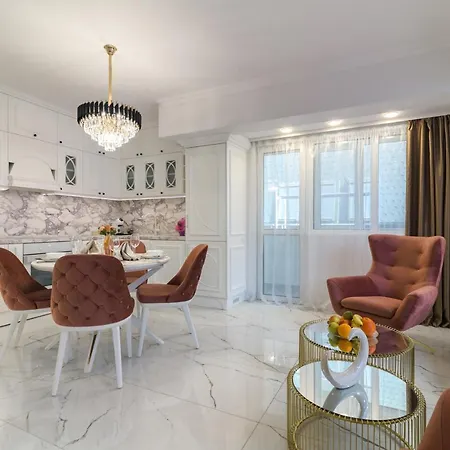 Apartament лукс на море Luxury In Downtown With Garage *