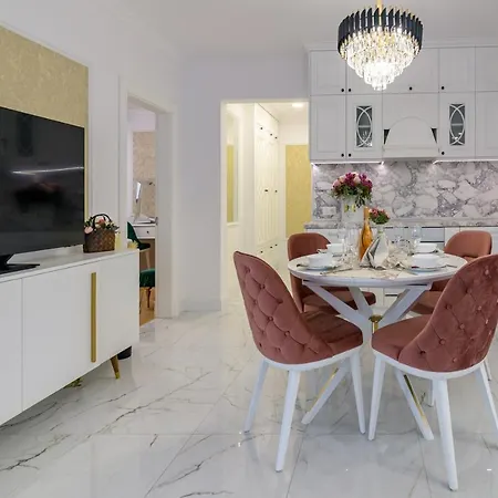 лукс на море Luxury In Downtown With Garage Varna