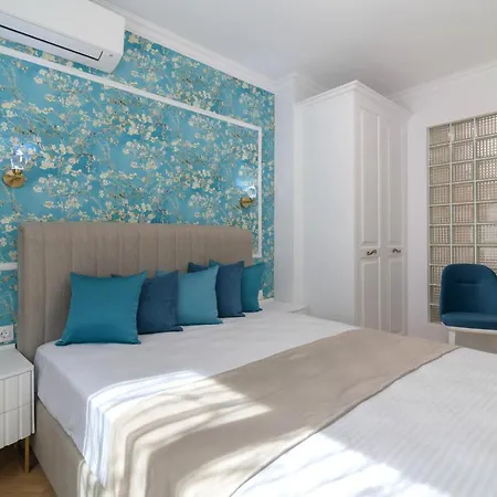 лукс на море Luxury In Downtown With Garage Apartament Varna