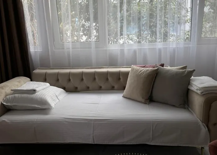 лукс на море Luxury In Downtown With Garage *